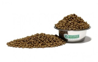 Nature's Protection Superior Care White Dogs Adult Small Breed With Lamb 1,5kg Nature's Protection